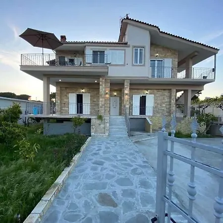 Villa Arben Tafa Fier